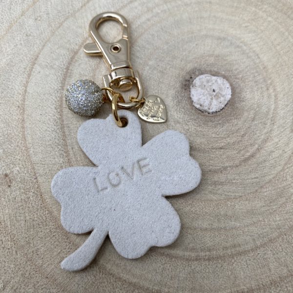 B7411353-6365-4A9B-A65C-E3C0EF0BDD5B