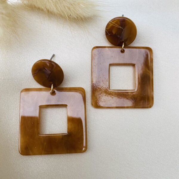 00BC942F-1517-4A76-B887-33AED2DDCDD2