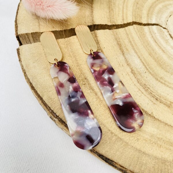 BF7DE09A-4658-48FE-8268-A1FCE67AF002