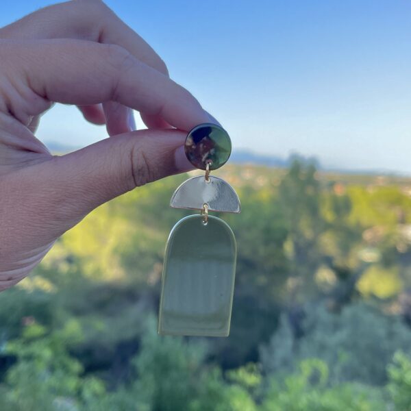 01C57900-004C-47FF-8886-5B1B077F5709